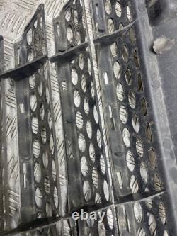 Mercedes-Benz Vito Viano W639 2005 Front grille A6398800285