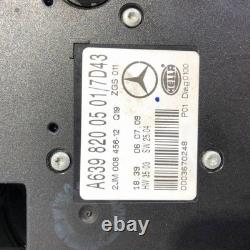 Mercedes-Benz Vito Viano W639 2006 Front Interior Light A6398200501 PAL32670