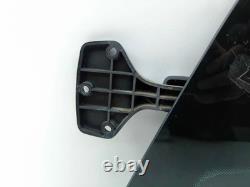 Mercedes-Benz Vito Viano W639 2011 Right Rear Side Window AMD211042