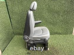 Mercedes-Benz Vito / Viano (W639) Front Right Seat A0009101702 0009101702